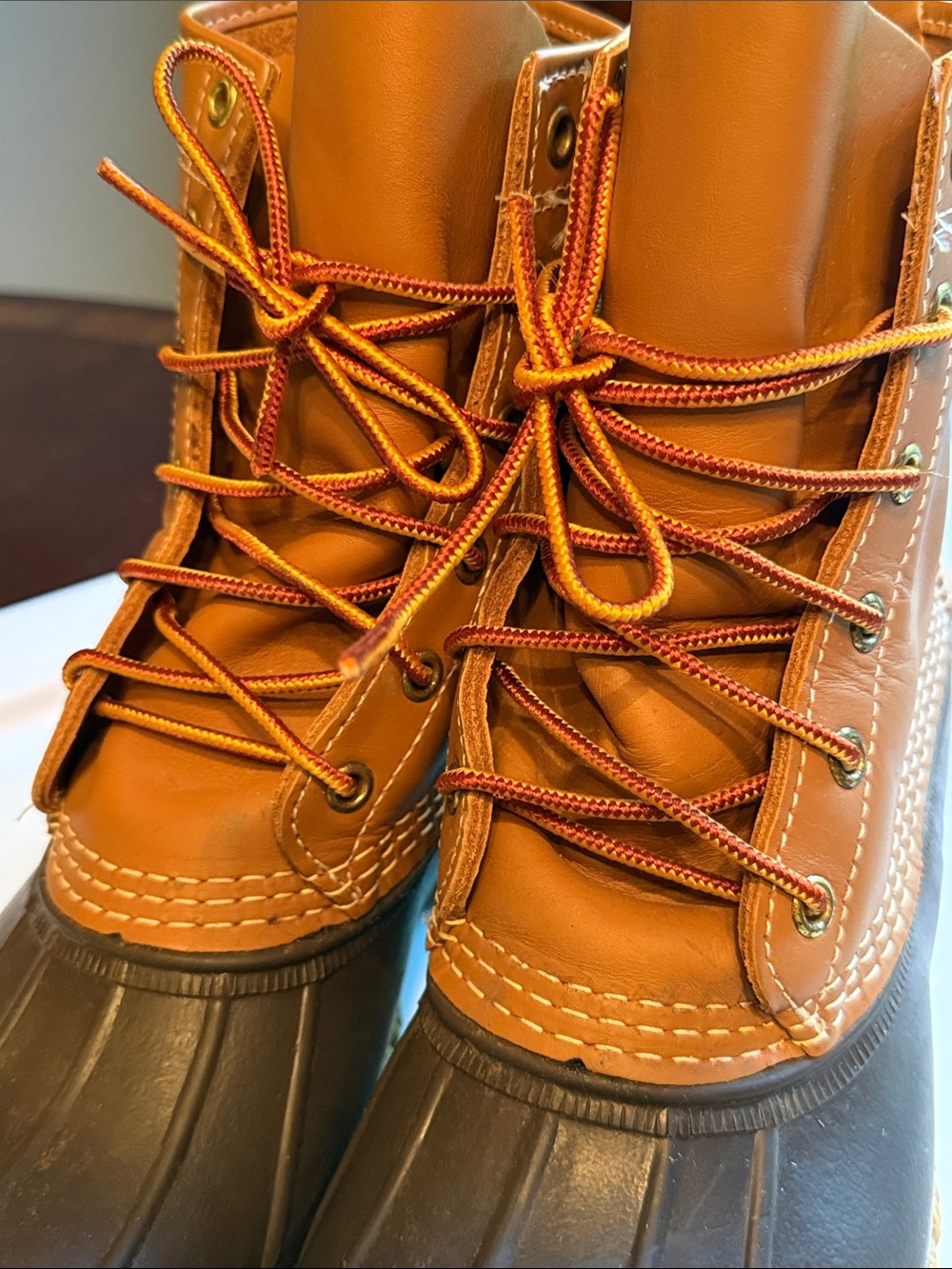 VINTAGE LL BEAN WOMEN'S TAN LEATHER LACE UP DUCK BOOTS, MADE IN USA, SIZE 8 M - Picture 4 of 10